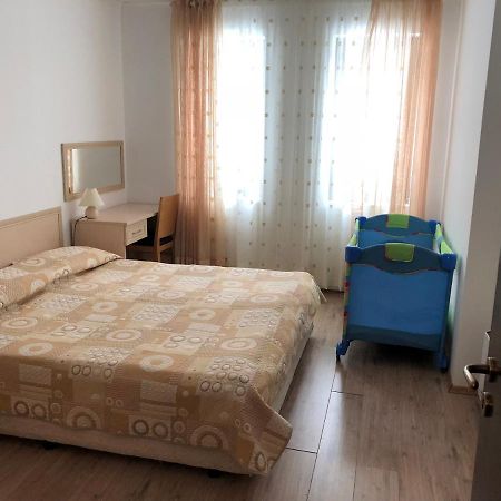 Ferienwohnung Апартамент В Хотел Стената, Пампорово Smoljan Exterior foto